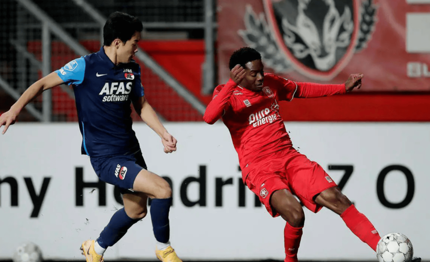 kaiyun-包含转折点！利物浦内部沟通，荷甲清晨攻防权衡，目标明确，阵容厚度经受考验的词条-kaiyun